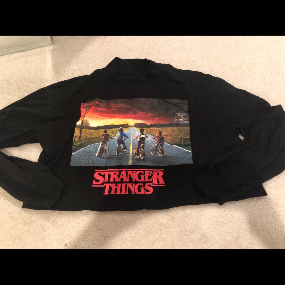 Stranger Things long sleeve crop shirt!